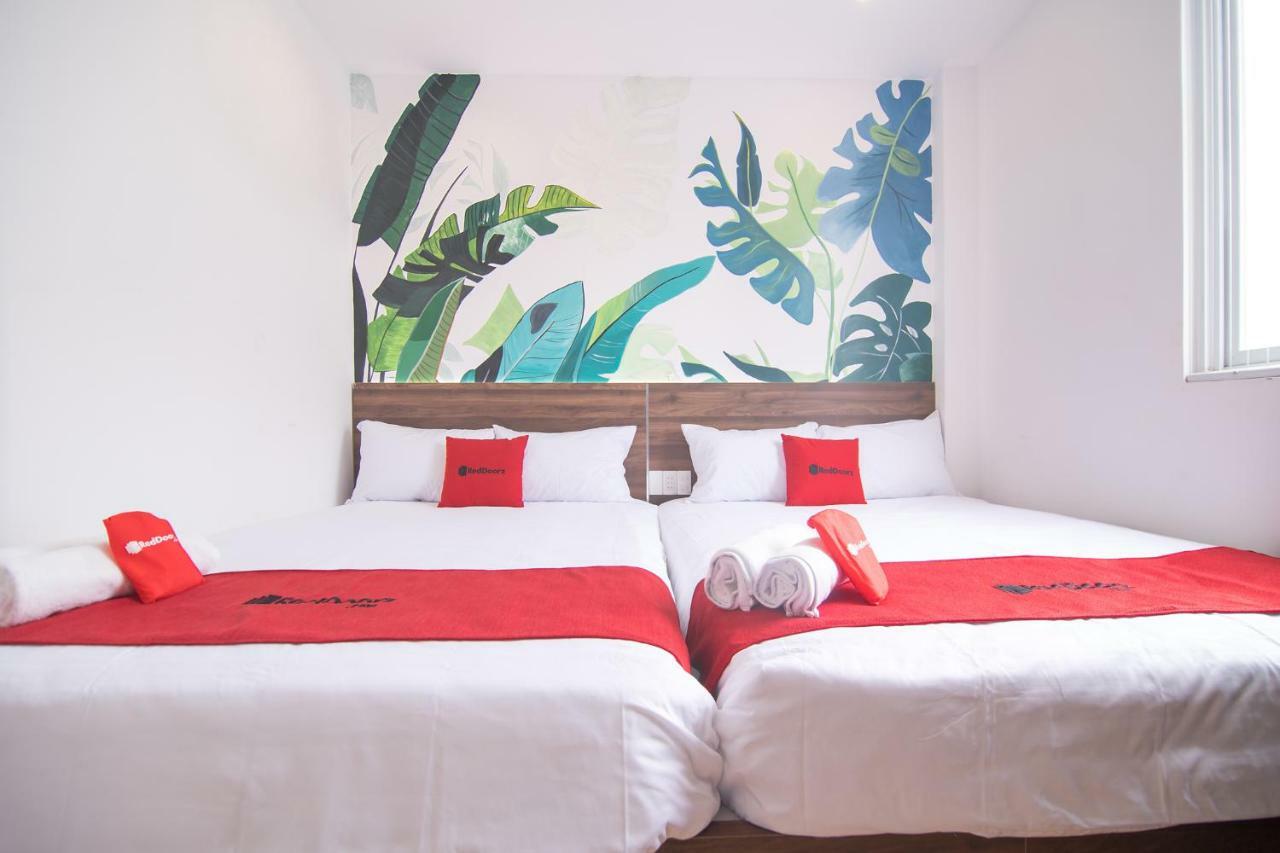 Reddoorz Plus @ Tran Quang Khai Street Хошимин Экстерьер фото
