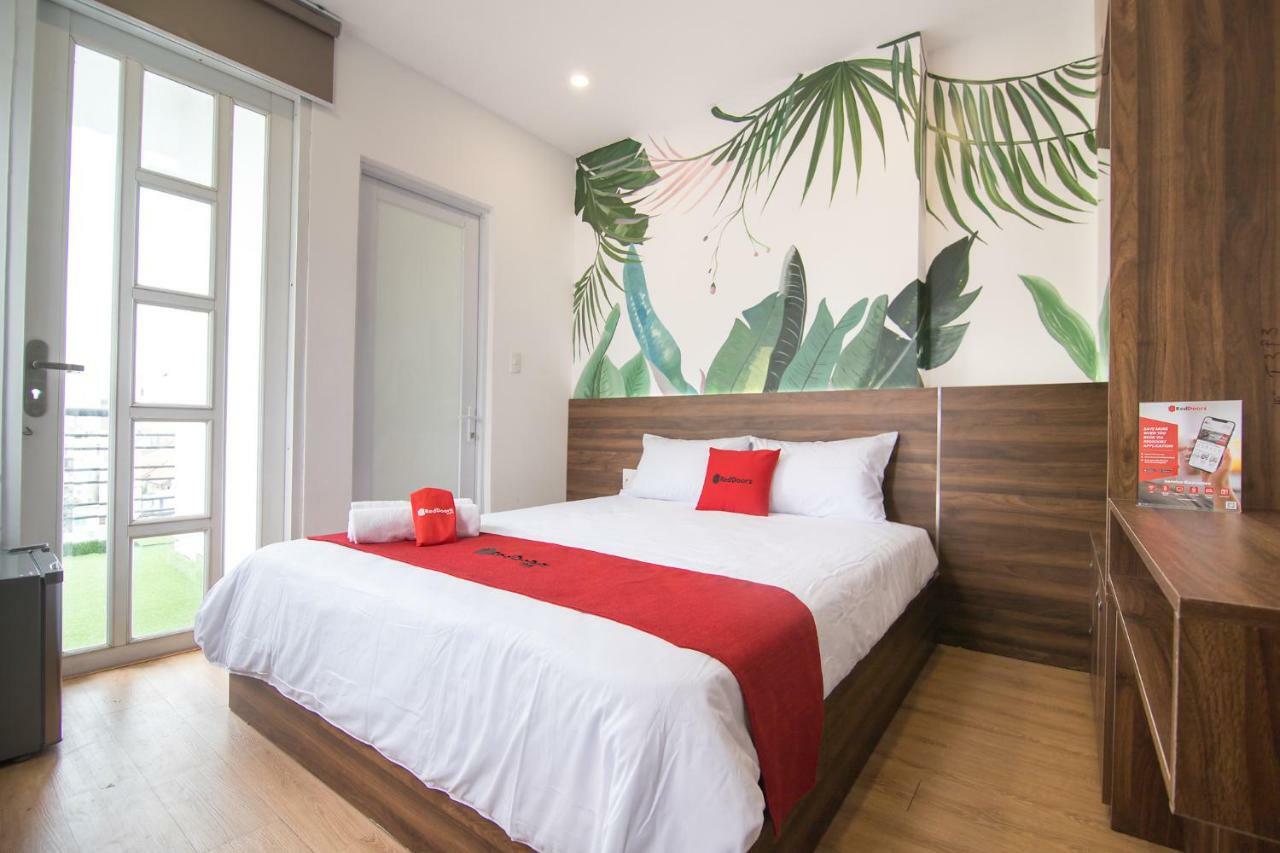 Reddoorz Plus @ Tran Quang Khai Street Хошимин Экстерьер фото